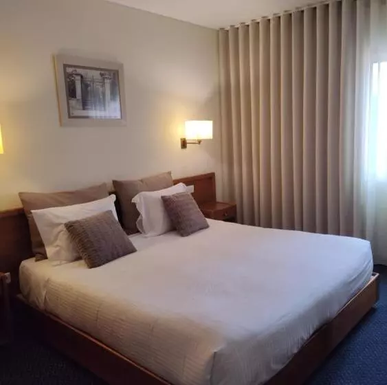 Отель Dos Loios