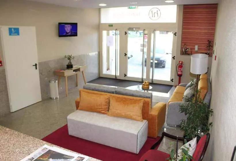 Отель Dos Loios