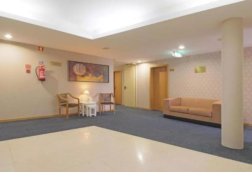 Отель Dos Loios