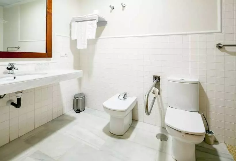 هتل Las Casas Del Duque