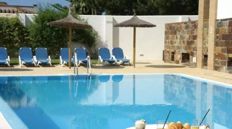 Отель Marisma Sancti Petri