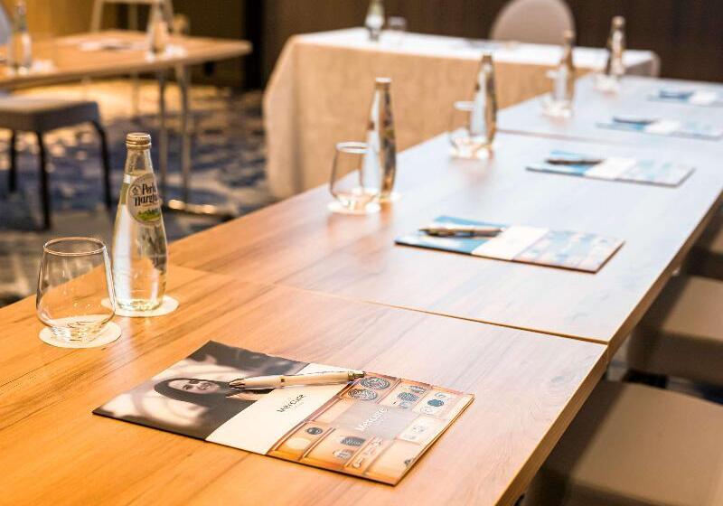 هتل Mercure Sibiu Airport