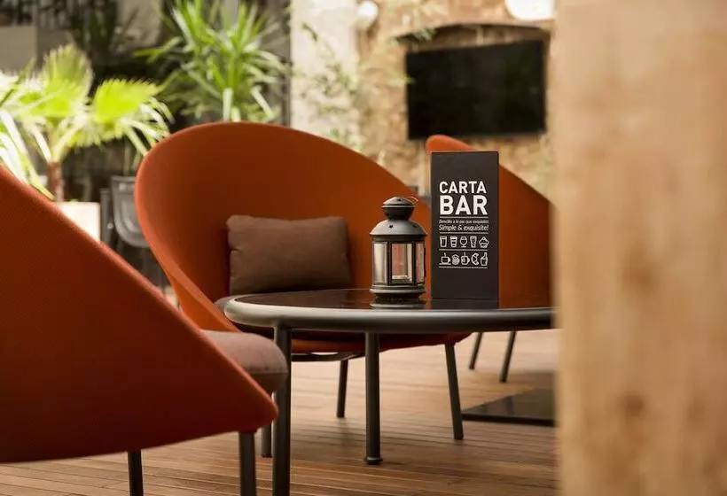 Отель Petit Palace Boqueria Garden