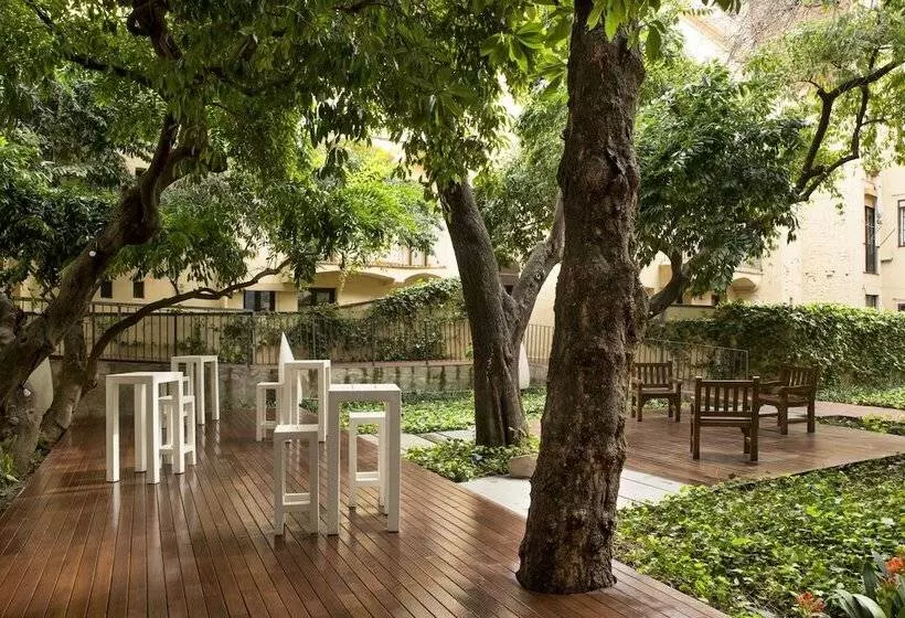 Отель Petit Palace Boqueria Garden