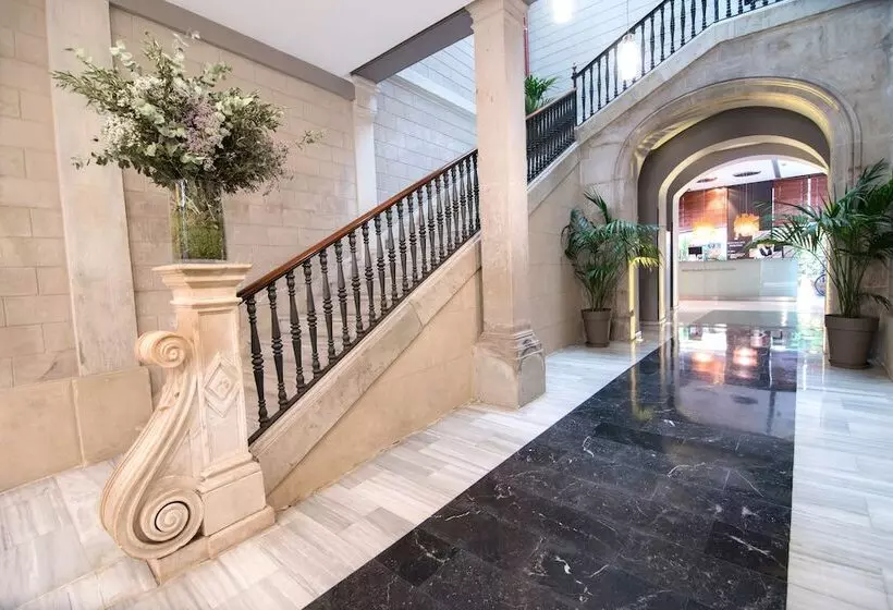 Отель Petit Palace Boqueria Garden