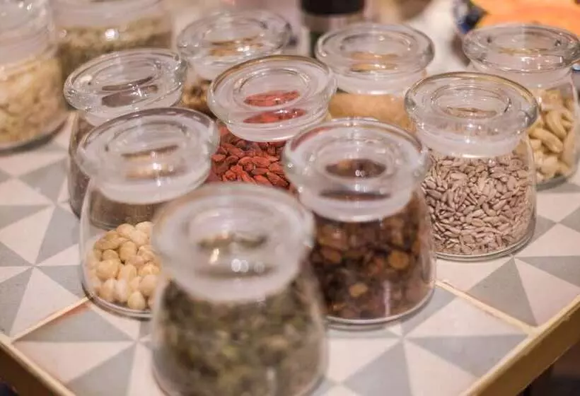 Отель Petit Palace Boqueria Garden