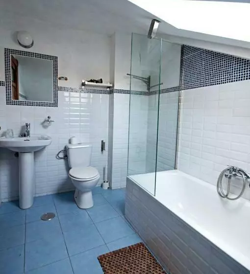 هتل روستایی Las Chimeneas