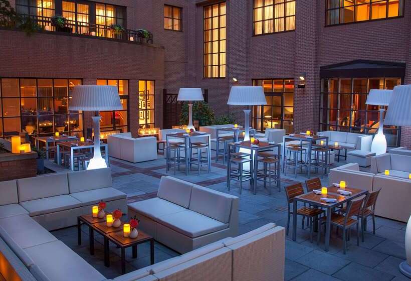 The Yorkville Royal Sonesta Hotel Toronto