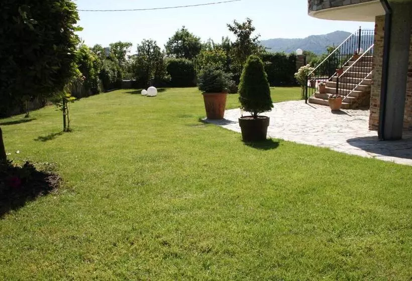 فندق Villa Mencia