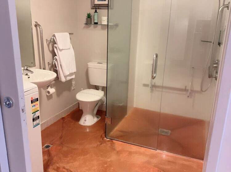 Отель Vr Auckland City