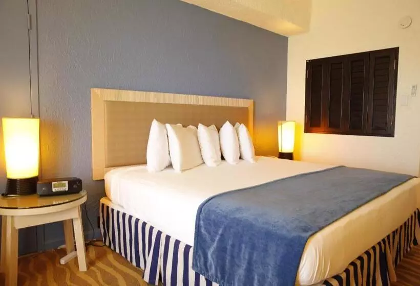 هتل Windward Passage