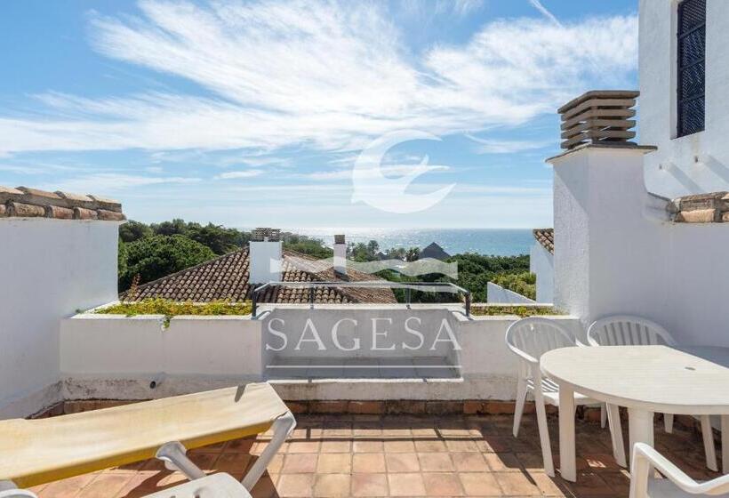 Jardines De Las Golondrinas