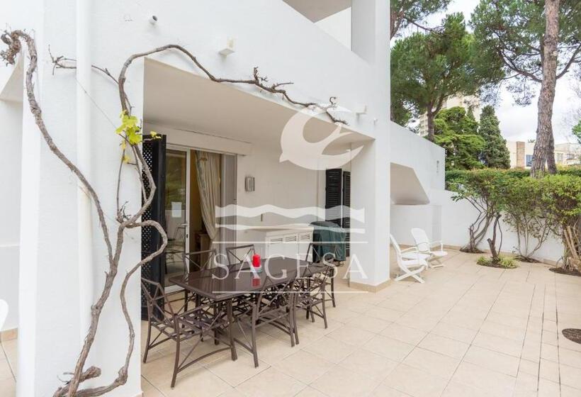 Jardines De Las Golondrinas