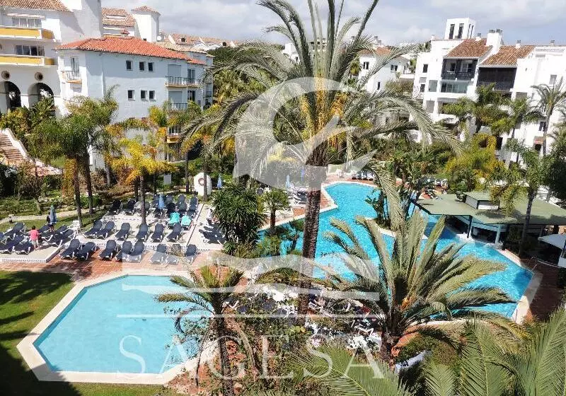 Jardines De Las Golondrinas
