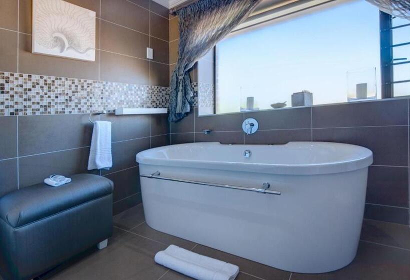 فندق African Oceans Manor On The Beach