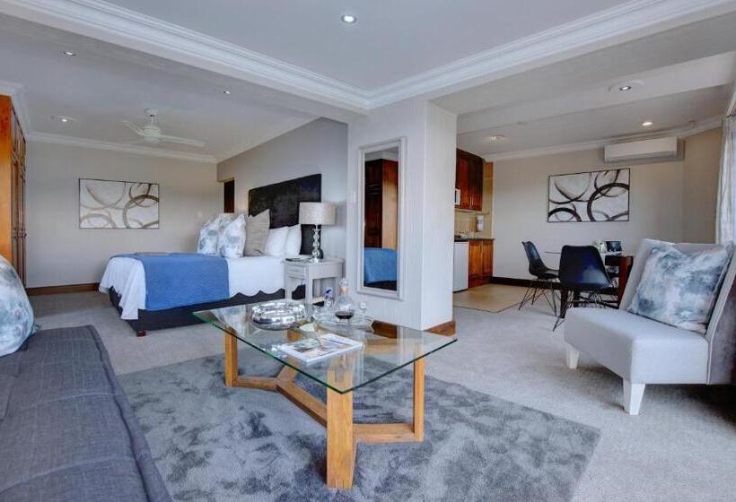 فندق African Oceans Manor On The Beach