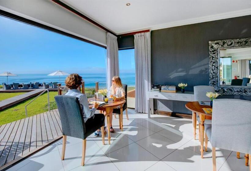 فندق African Oceans Manor On The Beach