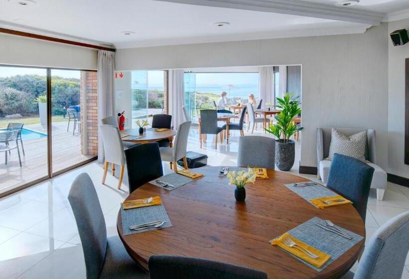 فندق African Oceans Manor On The Beach