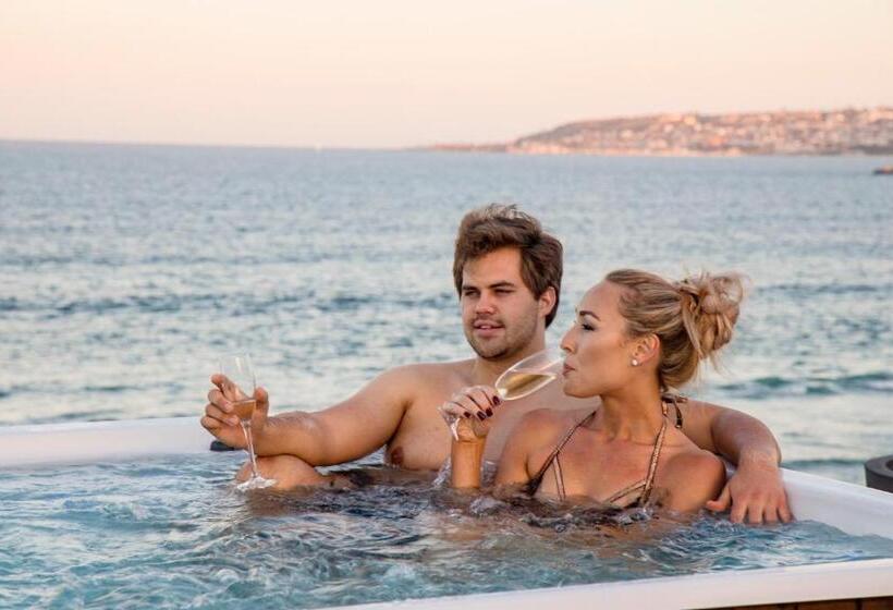 فندق African Oceans Manor On The Beach