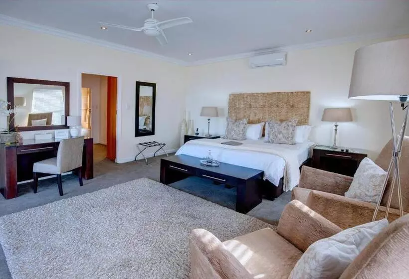 호텔 African Oceans Manor On The Beach