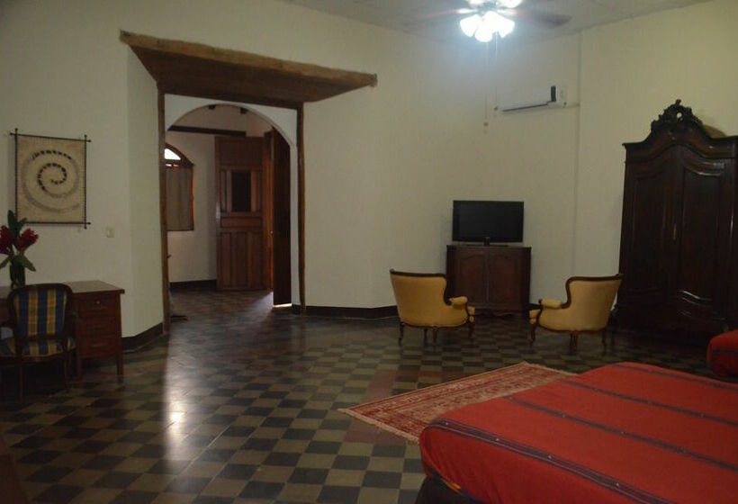 هتل Casa La Merced