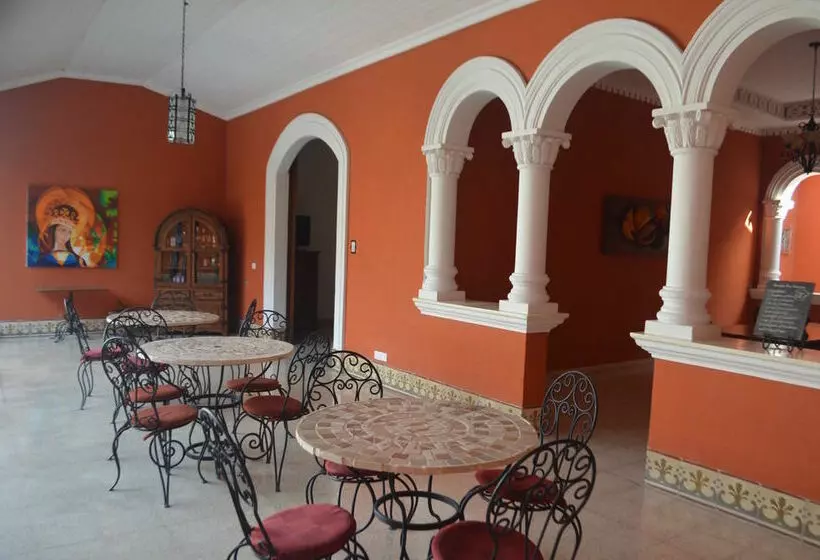 هتل Casa La Merced