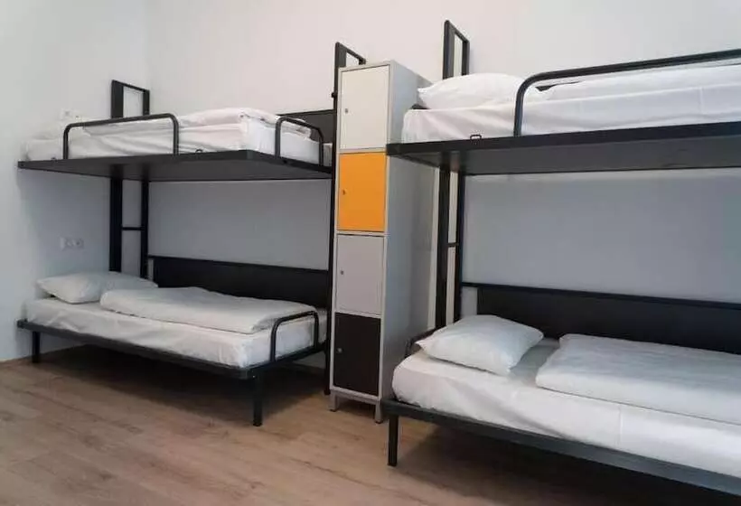 Hotell Equity Point Budapest