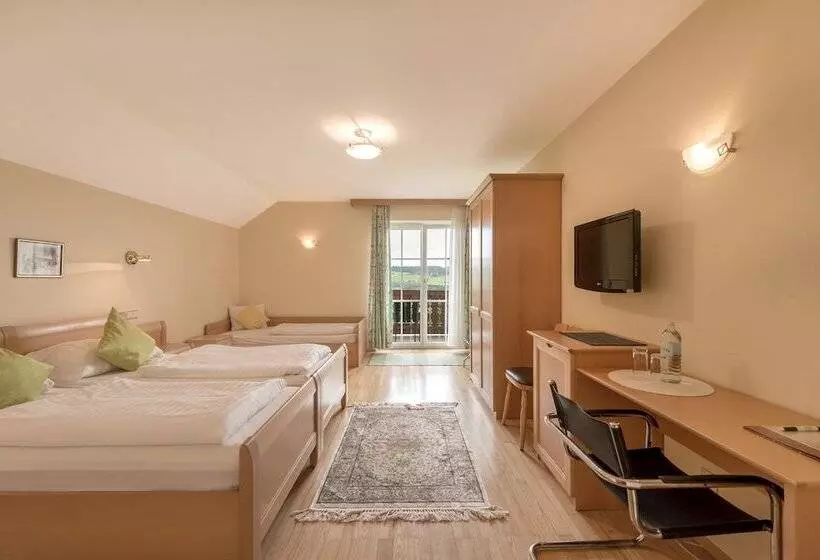 ホテル Gasthof Am Riedl