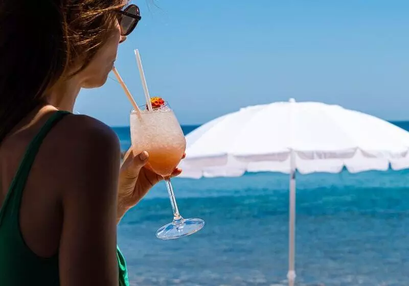 Отель Le Tonnare Di Stintino  Beach Resort