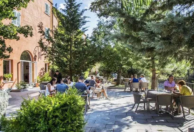 בית מלון כפרי Les Jardins De La Glaciere