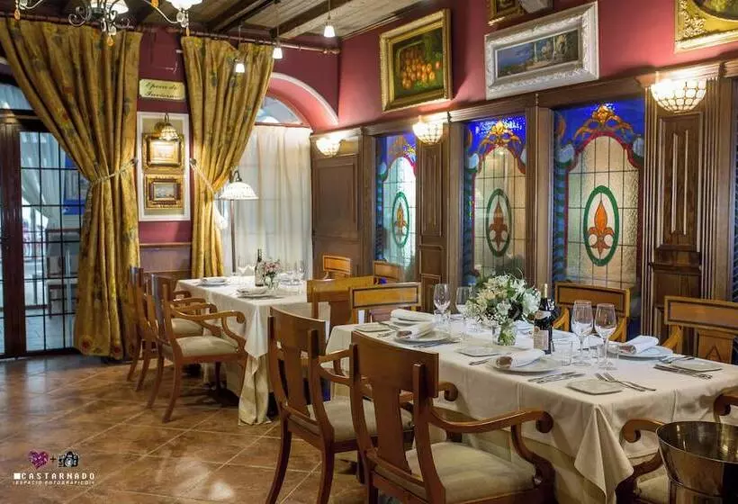 Отель Masía De Lacy