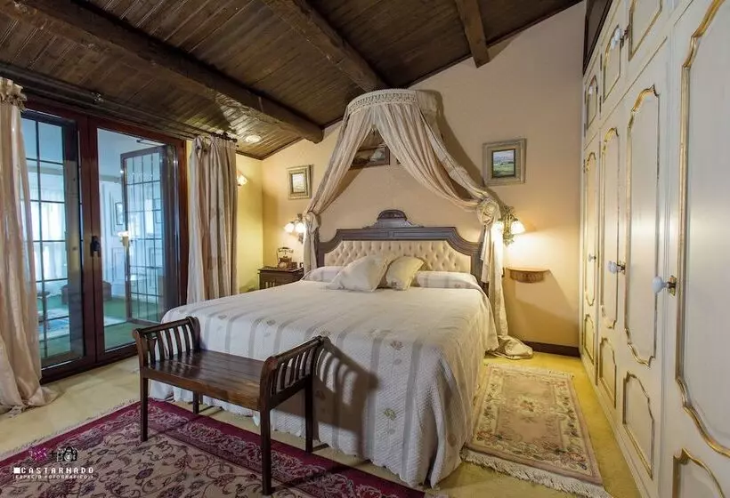 Отель Masía De Lacy