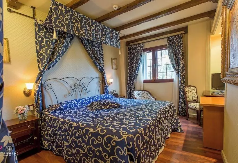 Отель Masía De Lacy