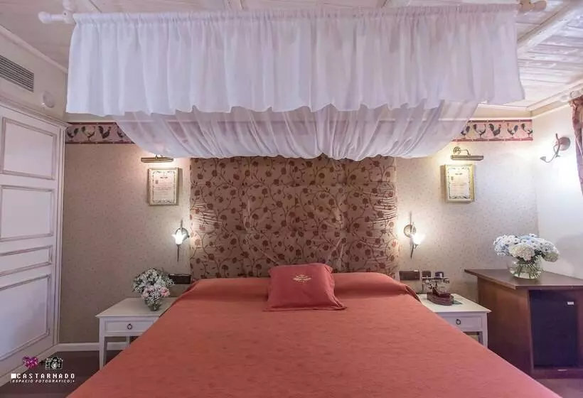 Отель Masía De Lacy