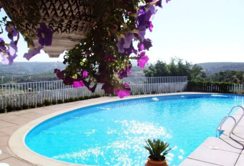 Отель Mirador De Montoro