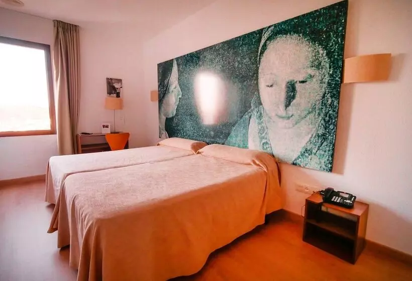 Отель Mirador De Montoro