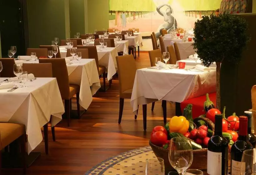 Quality Hotel Vienna