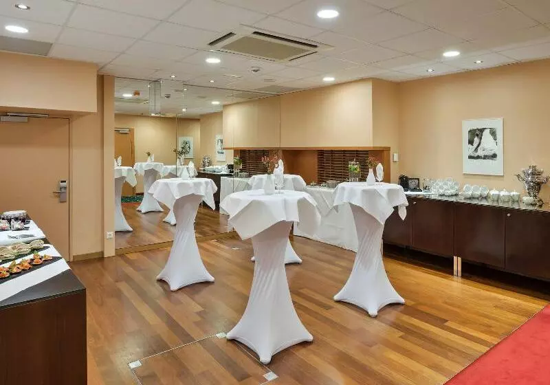 Quality Hotel Vienna