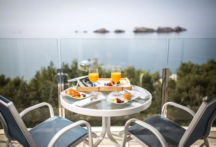 Отель Royal Ariston