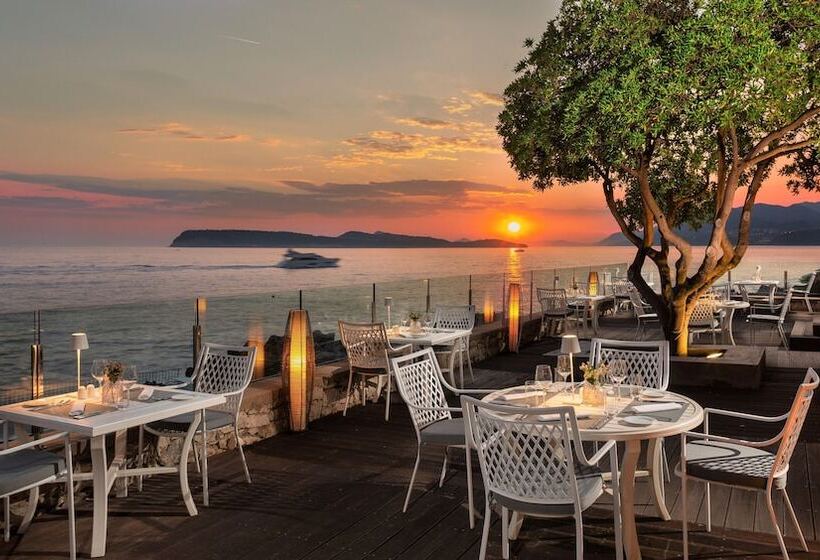 ホテル Royal Ariston