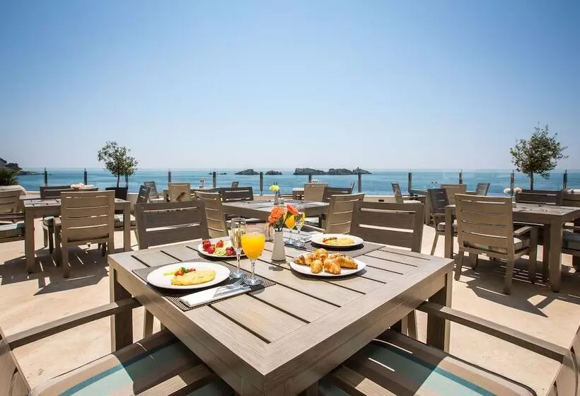 Отель Royal Ariston