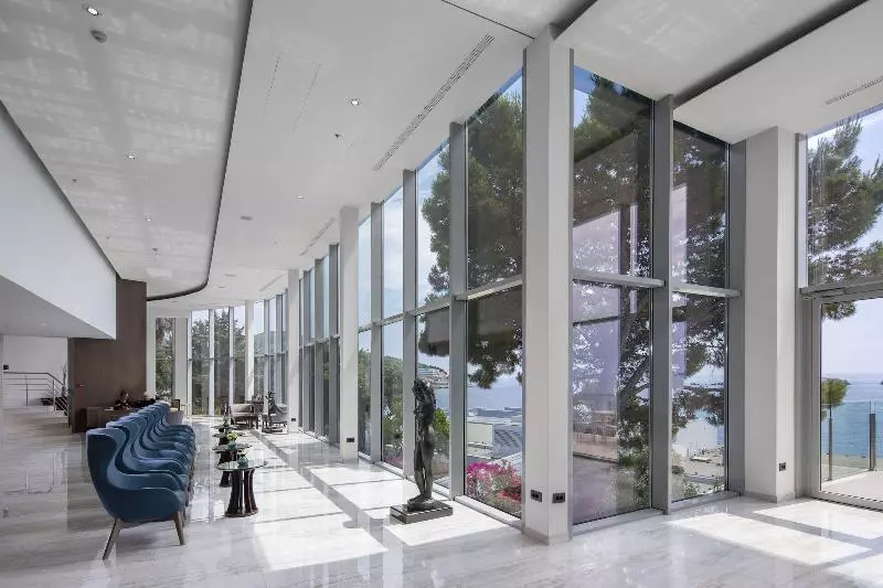 Отель Royal Ariston