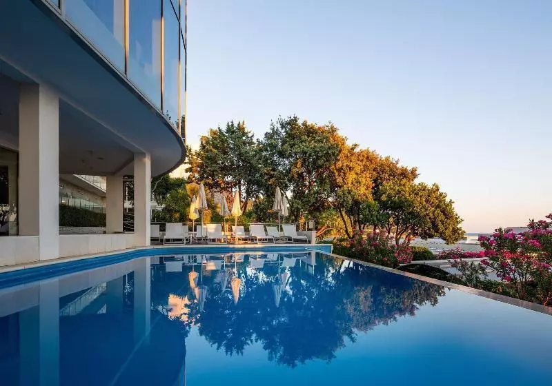 Отель Royal Ariston