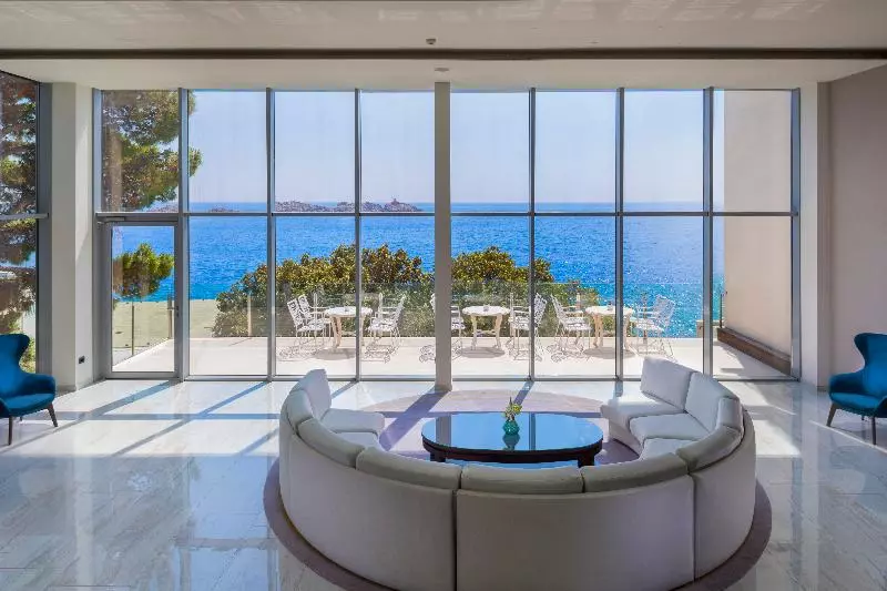 Отель Royal Ariston