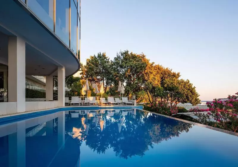 Отель Royal Ariston