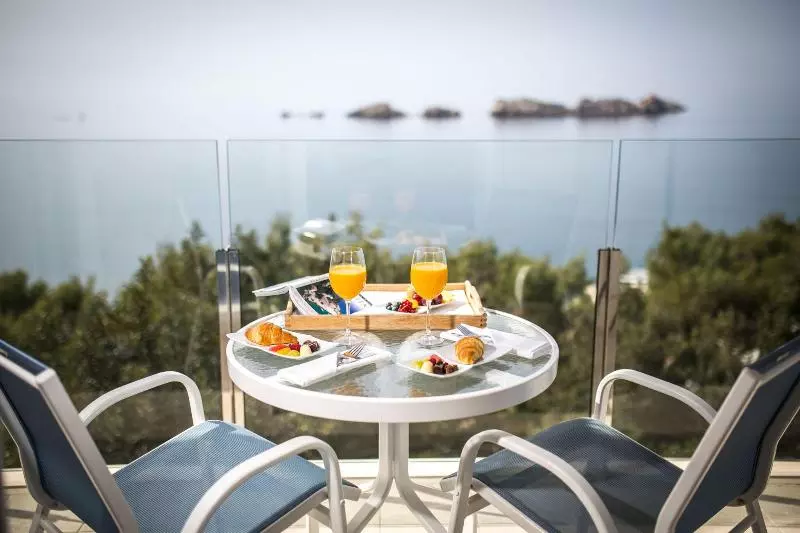 Отель Royal Ariston