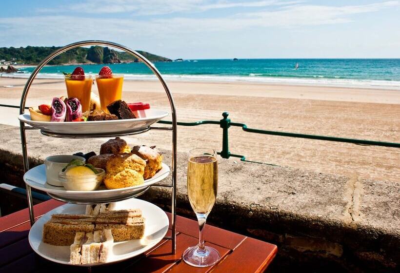 L’horizon Beach Hotel & Spa