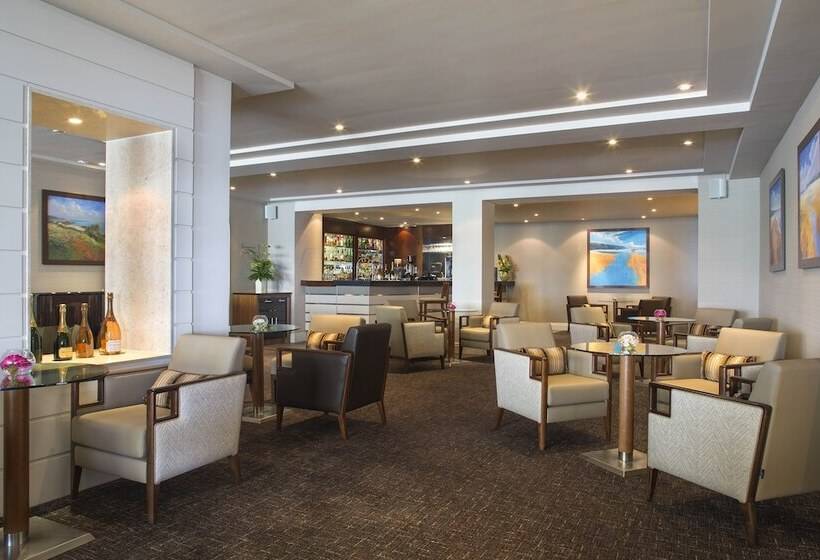 L’horizon Beach Hotel & Spa