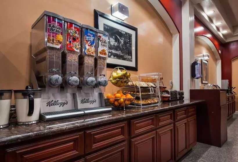 酒店 Best Western Plus Yosemite Way Station