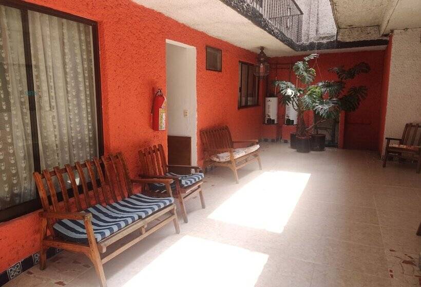 هتل Aristos Express Huejotzingo